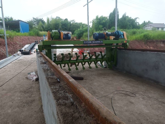 Production d'engrais organiques Traîneau de compost pour le traitement du fumier animal de 5 à 20 t/h