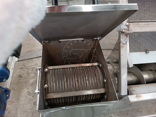Séparateur liquide-solide à écran incliné 700 kg Poids idéal pour le traitement des eaux usées extérieures