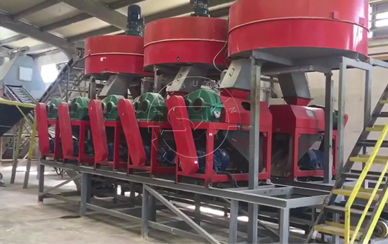 10 tonnes par heure ligne de production granulaire d'engrais phosphatés avec comminateur à rouleaux extrudés